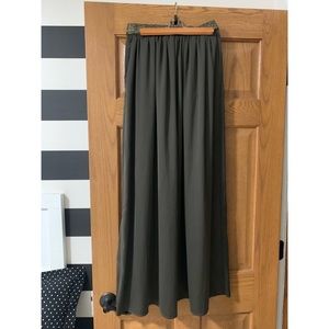Zara olive skirt